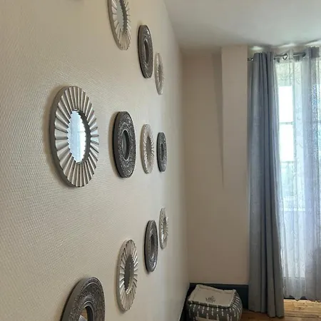 Du Campagnard Du Chateau De La Bouchatte Holiday home *