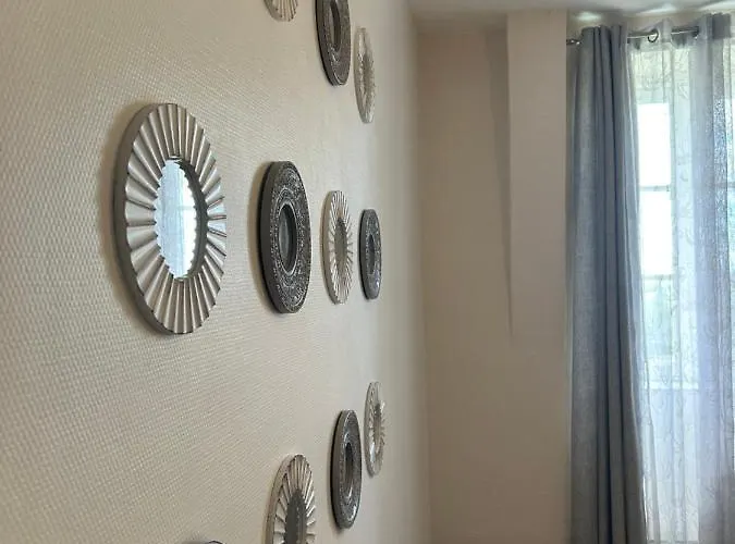 Du Campagnard Du Chateau De La Bouchatte Holiday home *